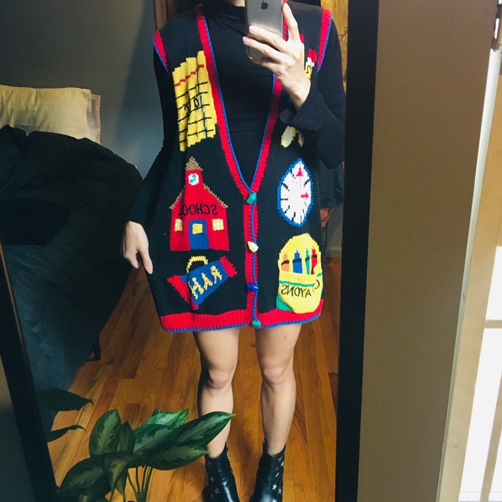 School vest sweater Size L